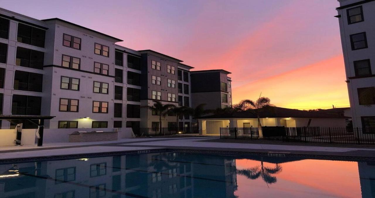 Westshore Apartments By Barsala Tampa Luaran gambar